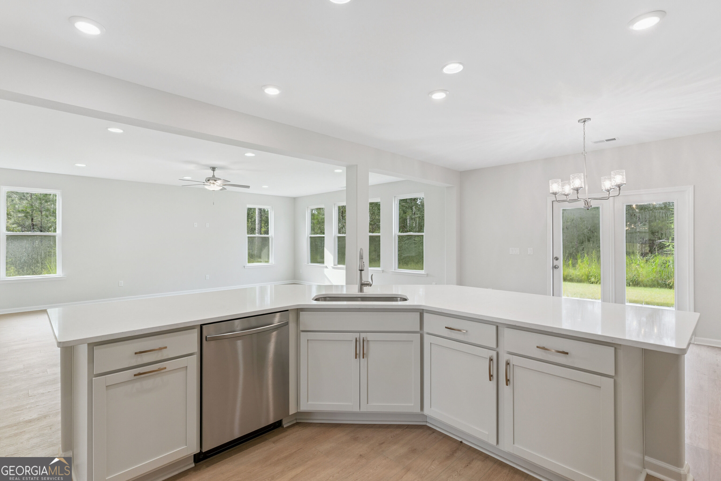 401 Yardarm Lane Property Photo 10