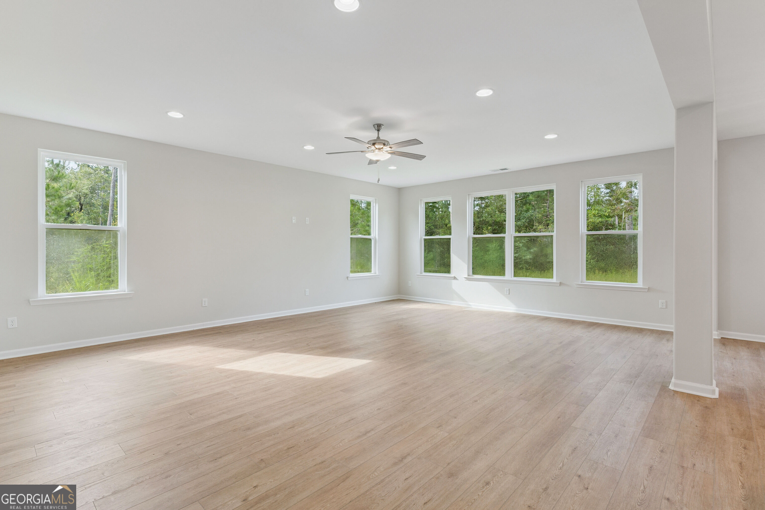 401 Yardarm Lane Property Photo 16