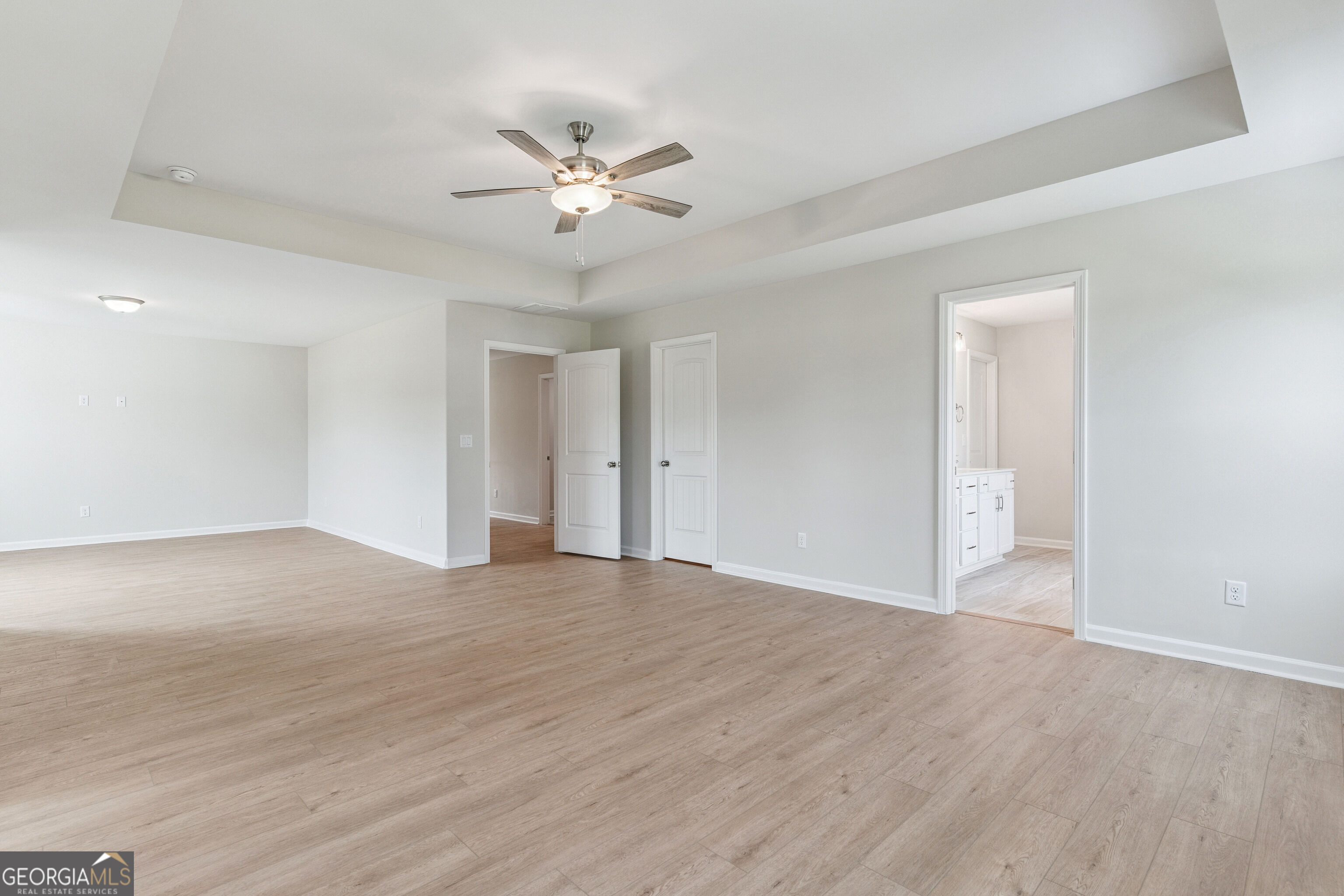 401 Yardarm Lane Property Photo 32