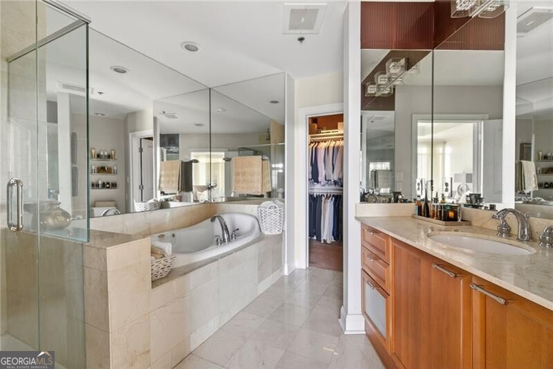 2881 Peachtree Road Ne # 1102 Property Photo 21