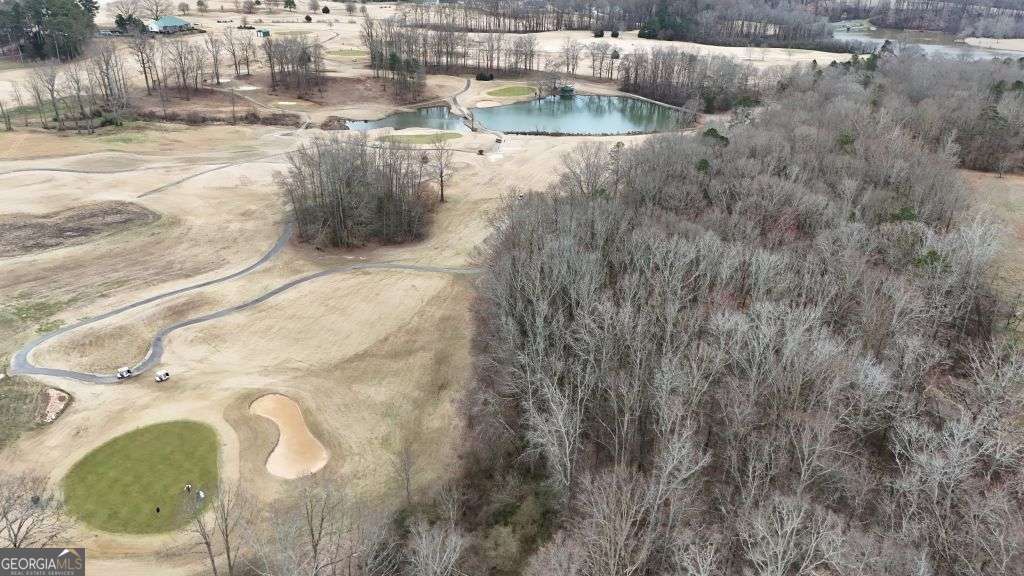 203 Adams Drive Property Photo 3