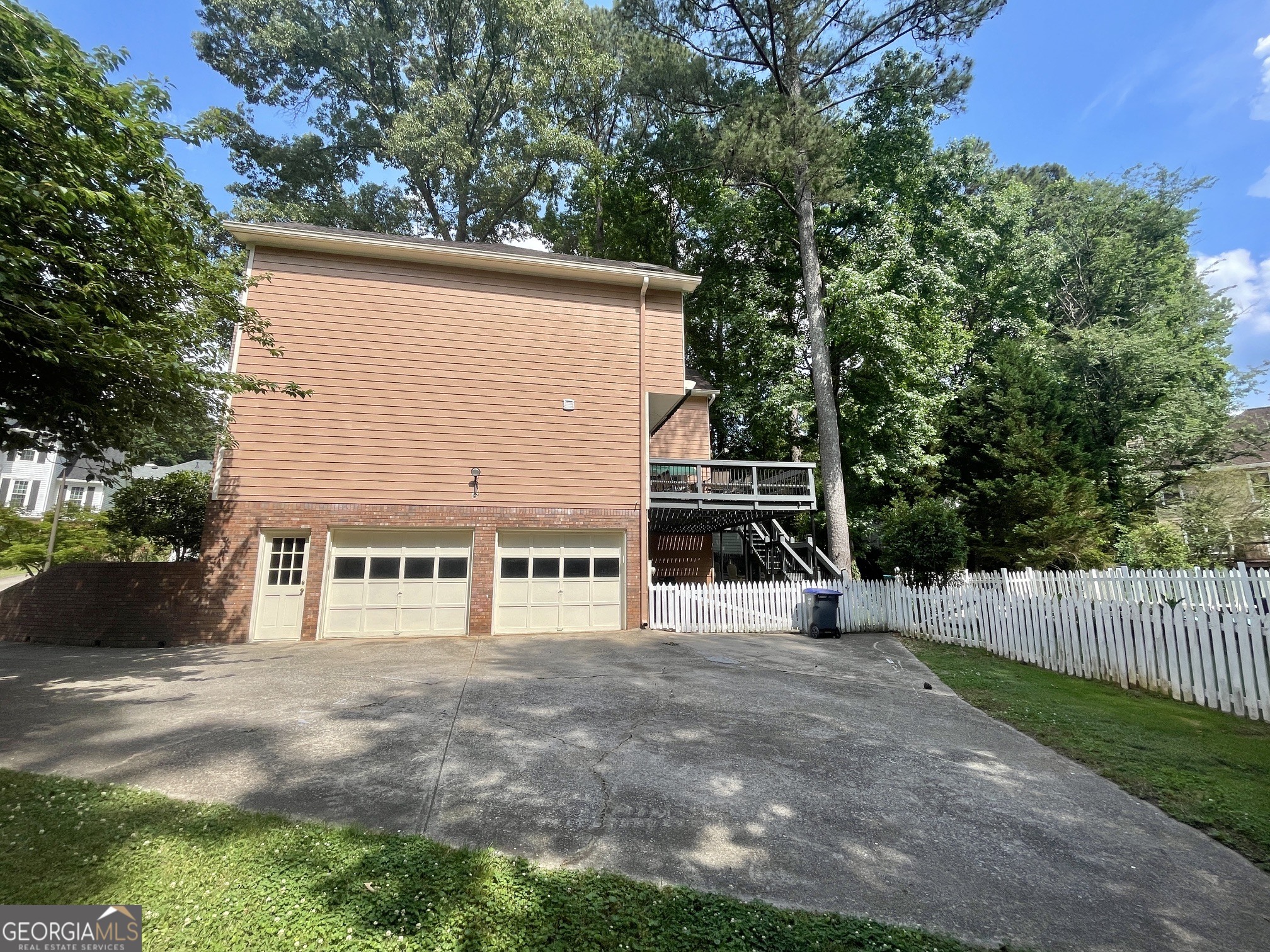 3120 St. Andrews Circle Property Photo 21