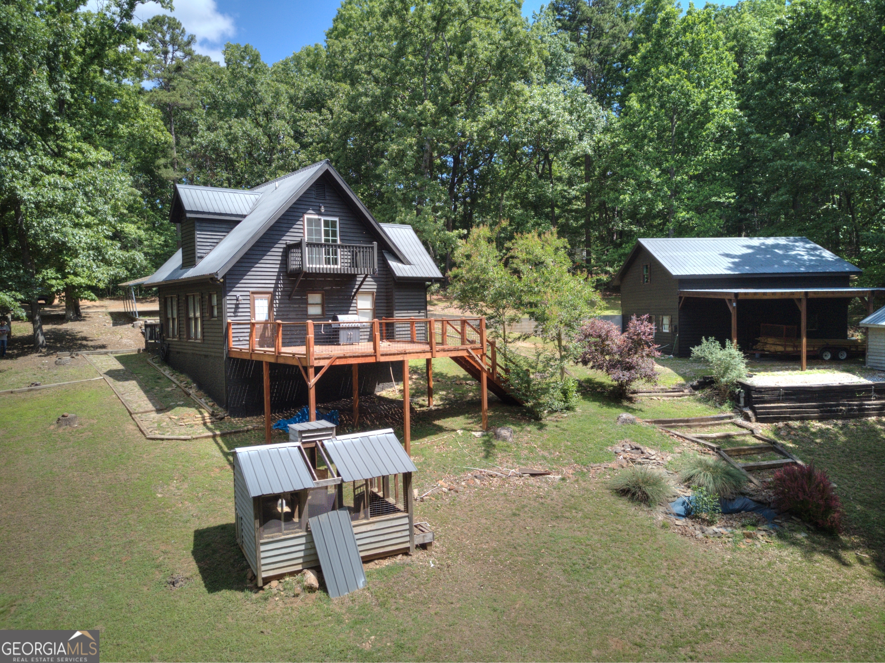 172 Beacon Hill Drive Property Photo 1