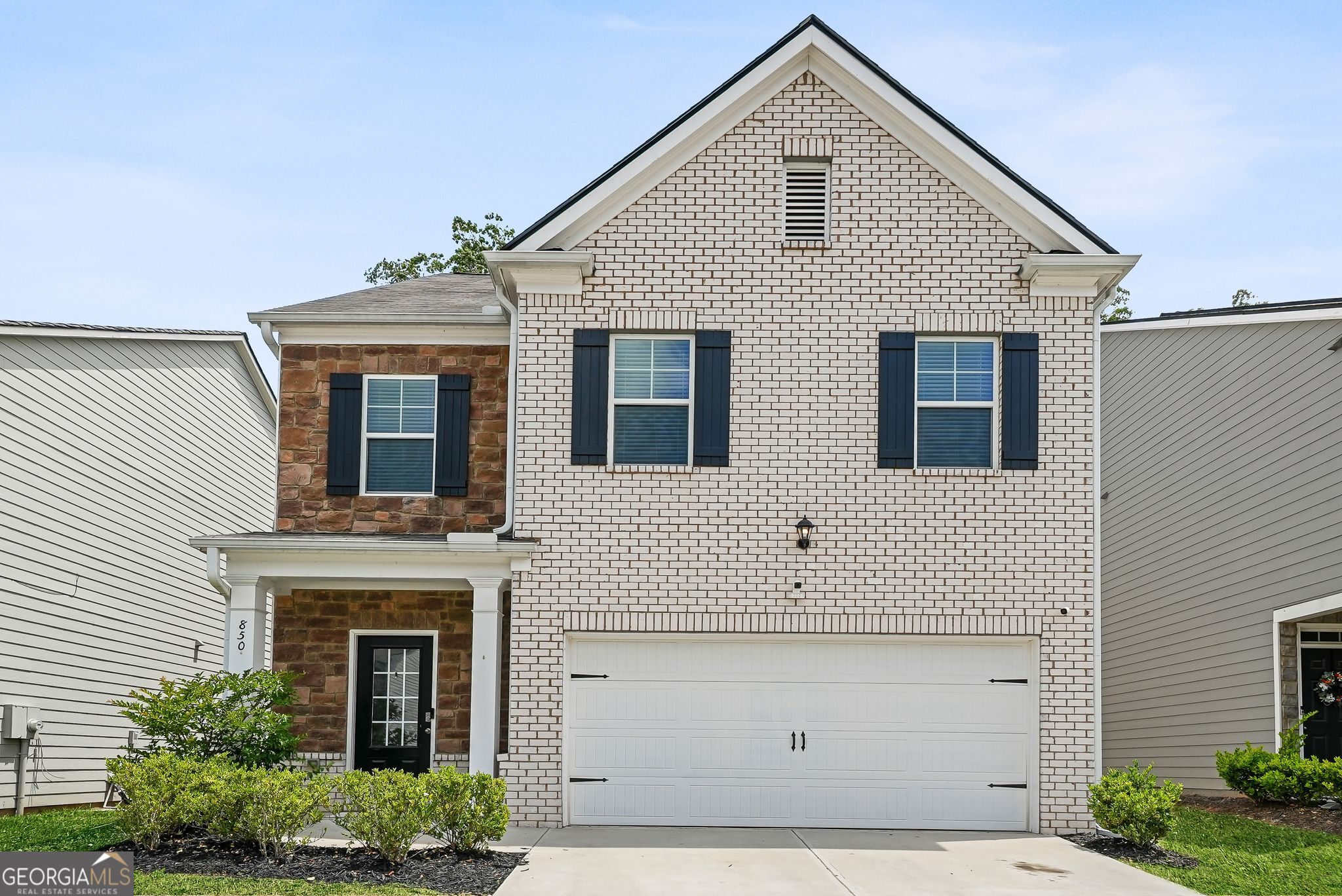 850 Bentley Drive Property Photo 1