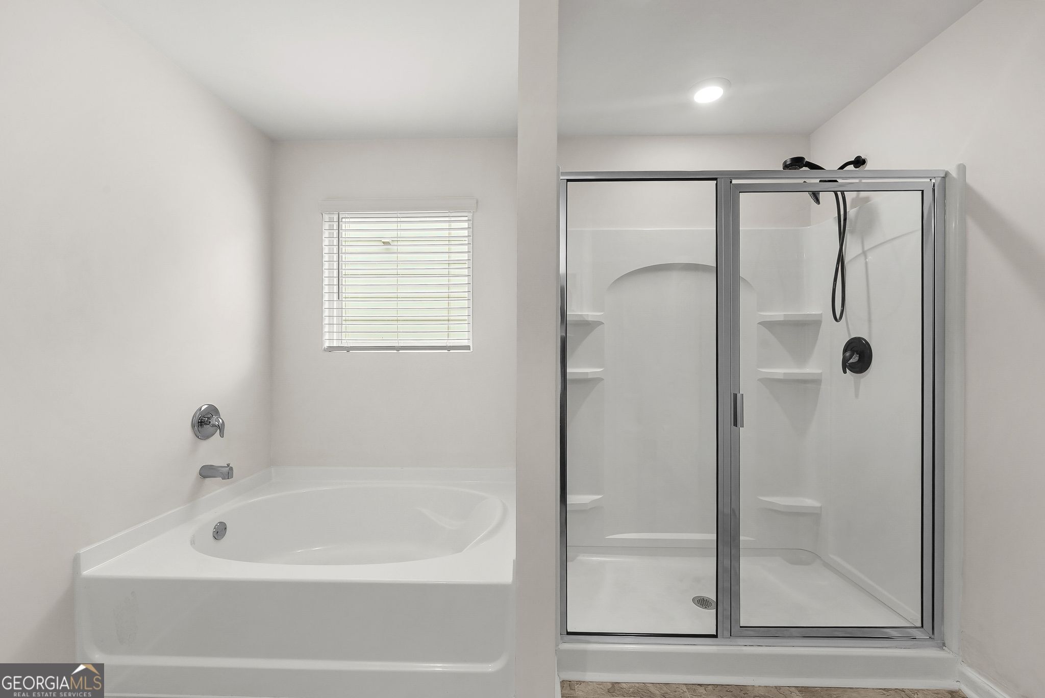 850 Bentley Drive Property Photo 20