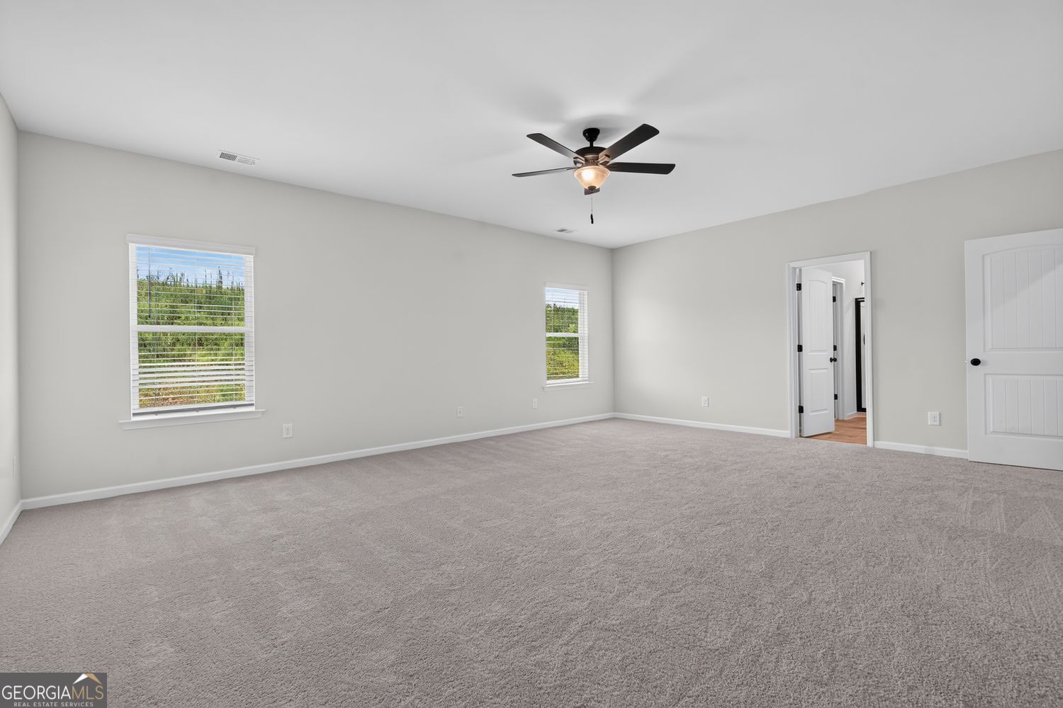 106 Shire Loop Property Photo 20