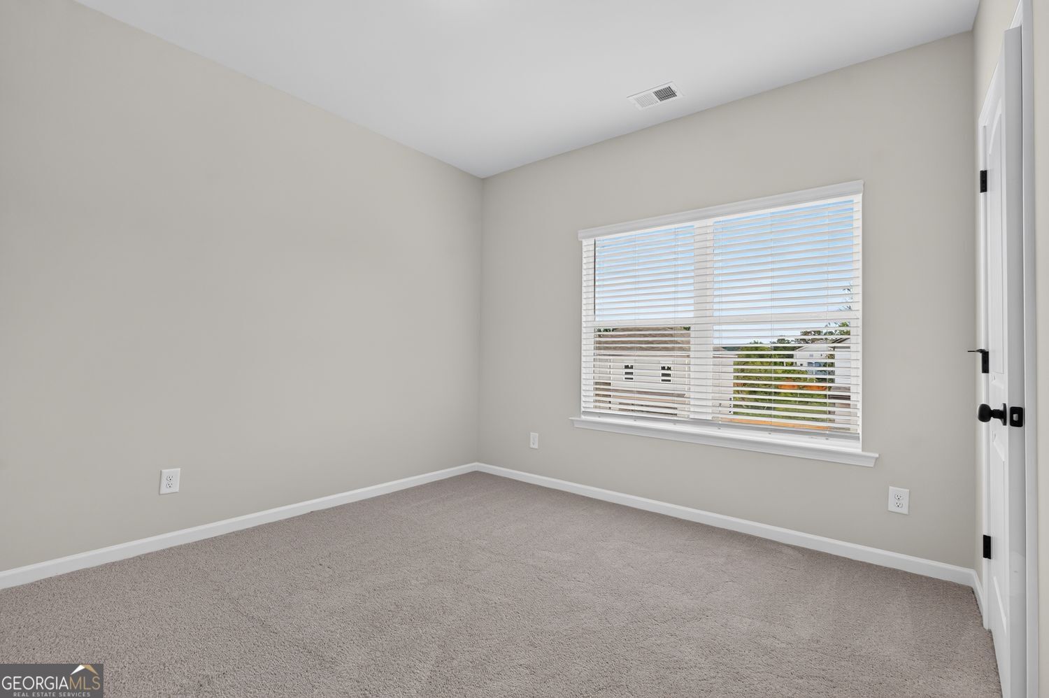 106 Shire Loop Property Photo 30