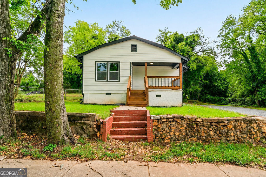 1409 Maple Avenue Sw Property Photo 1