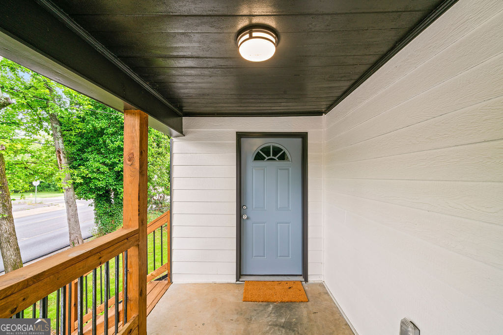 1409 Maple Avenue Sw Property Photo 3