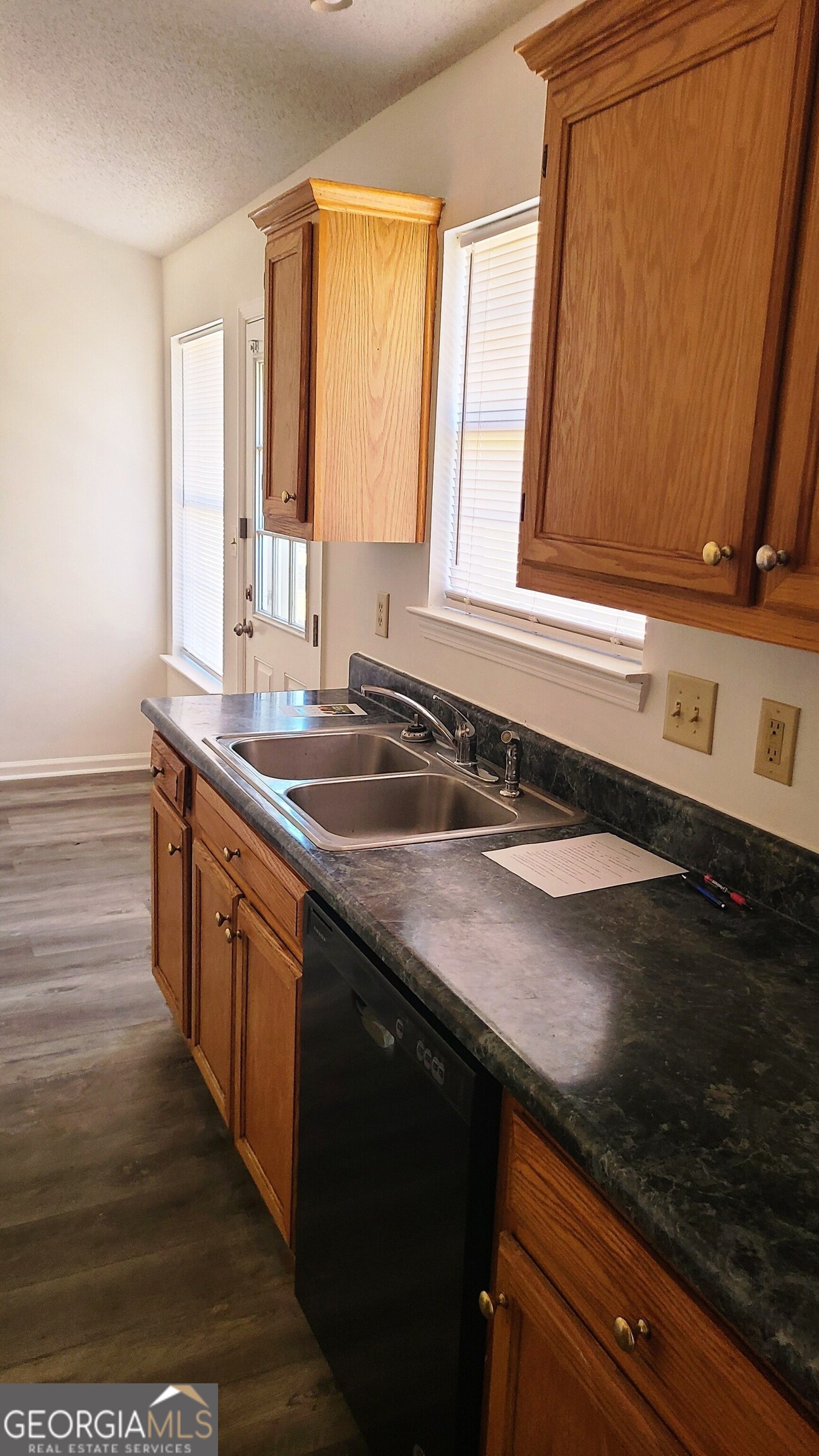309 Brookside Drive Property Photo 4