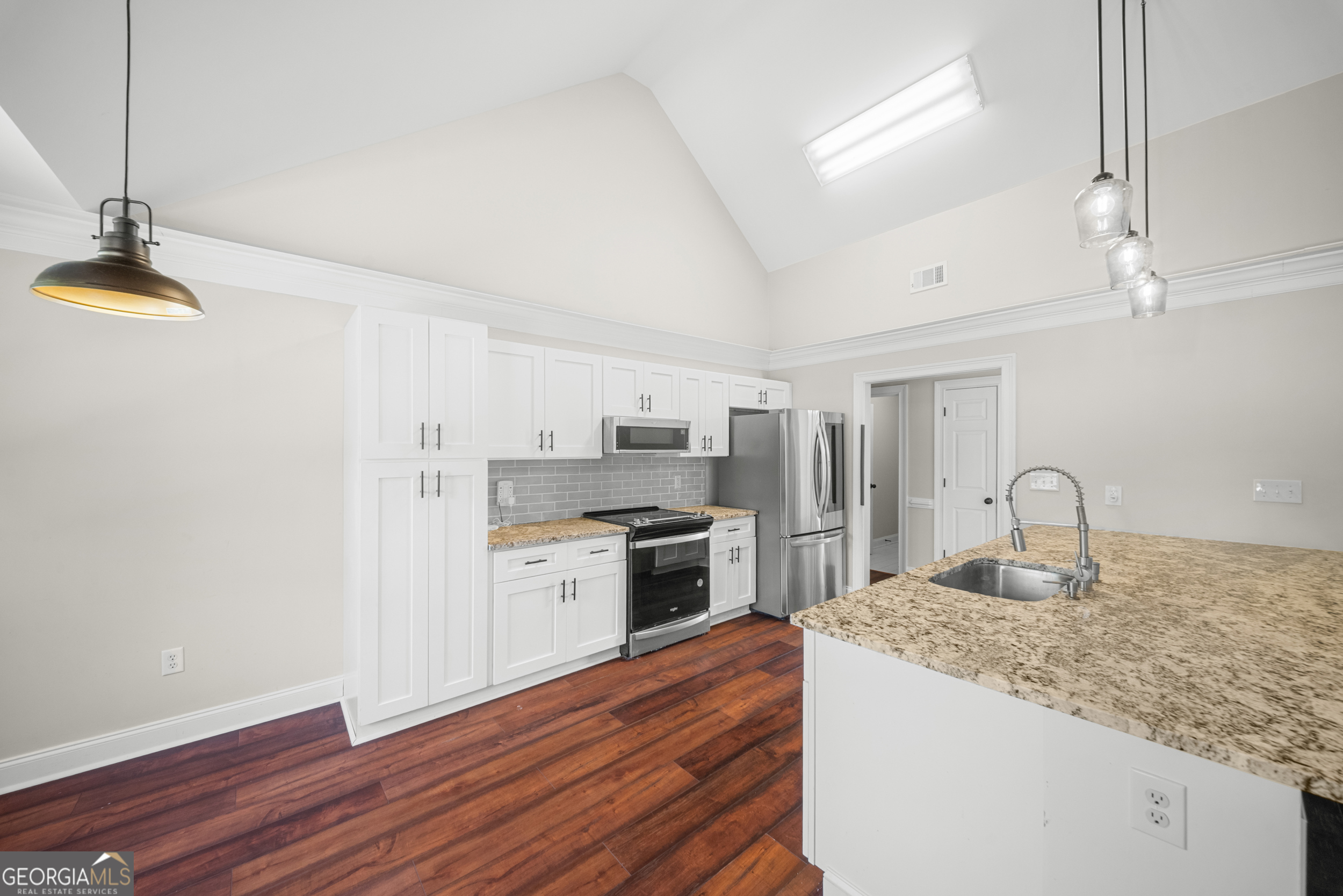 304 Flat Bush Drive Property Photo 9