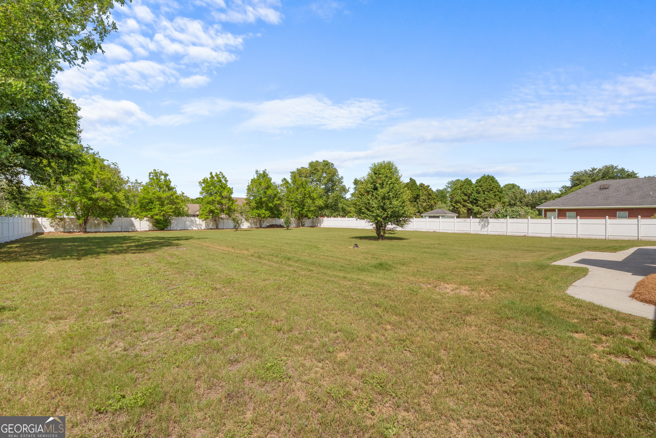 304 Flat Bush Drive Property Photo 32