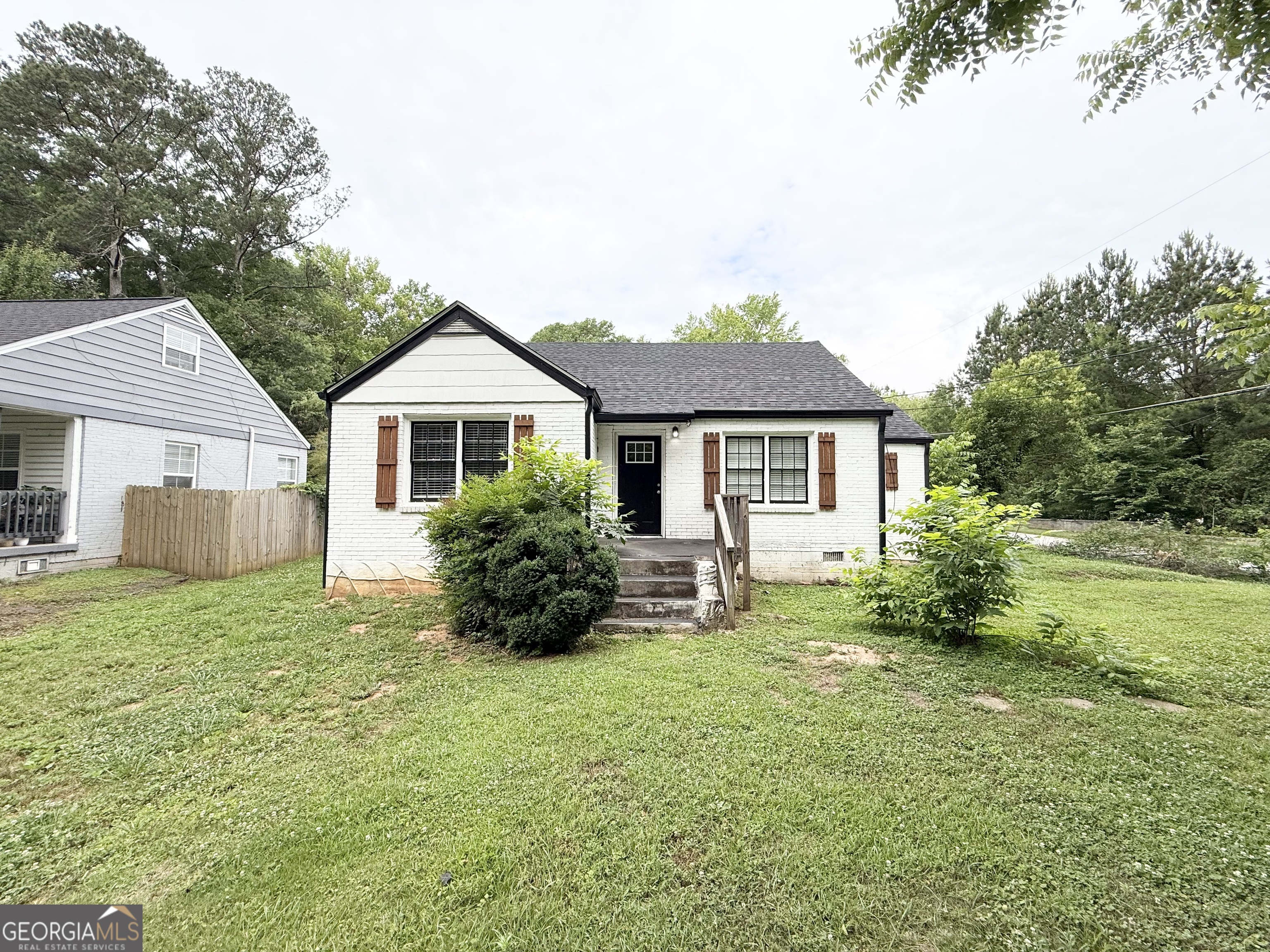 2487 Sylvan Road Property Photo 2