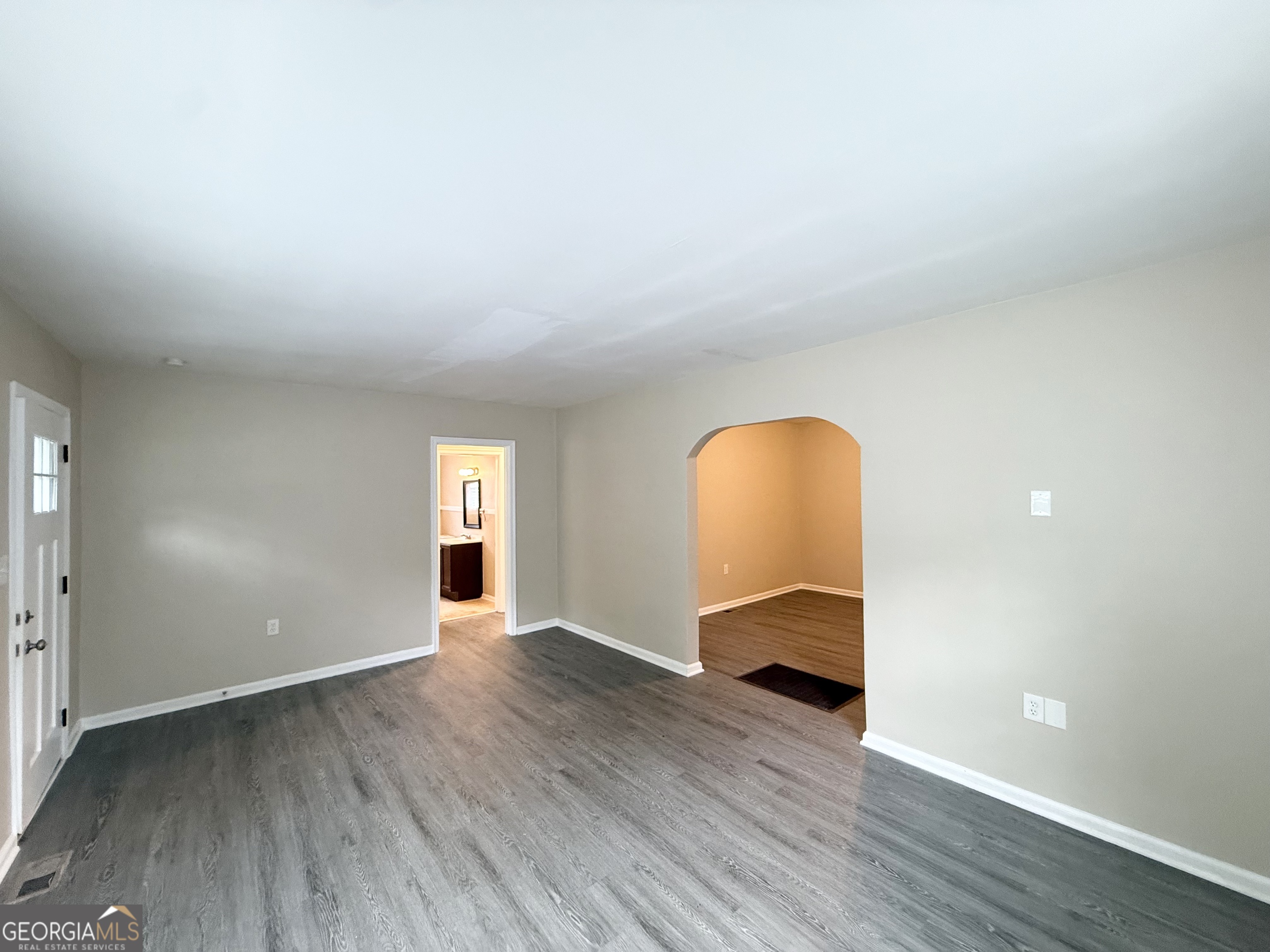 2487 Sylvan Road Property Photo 5