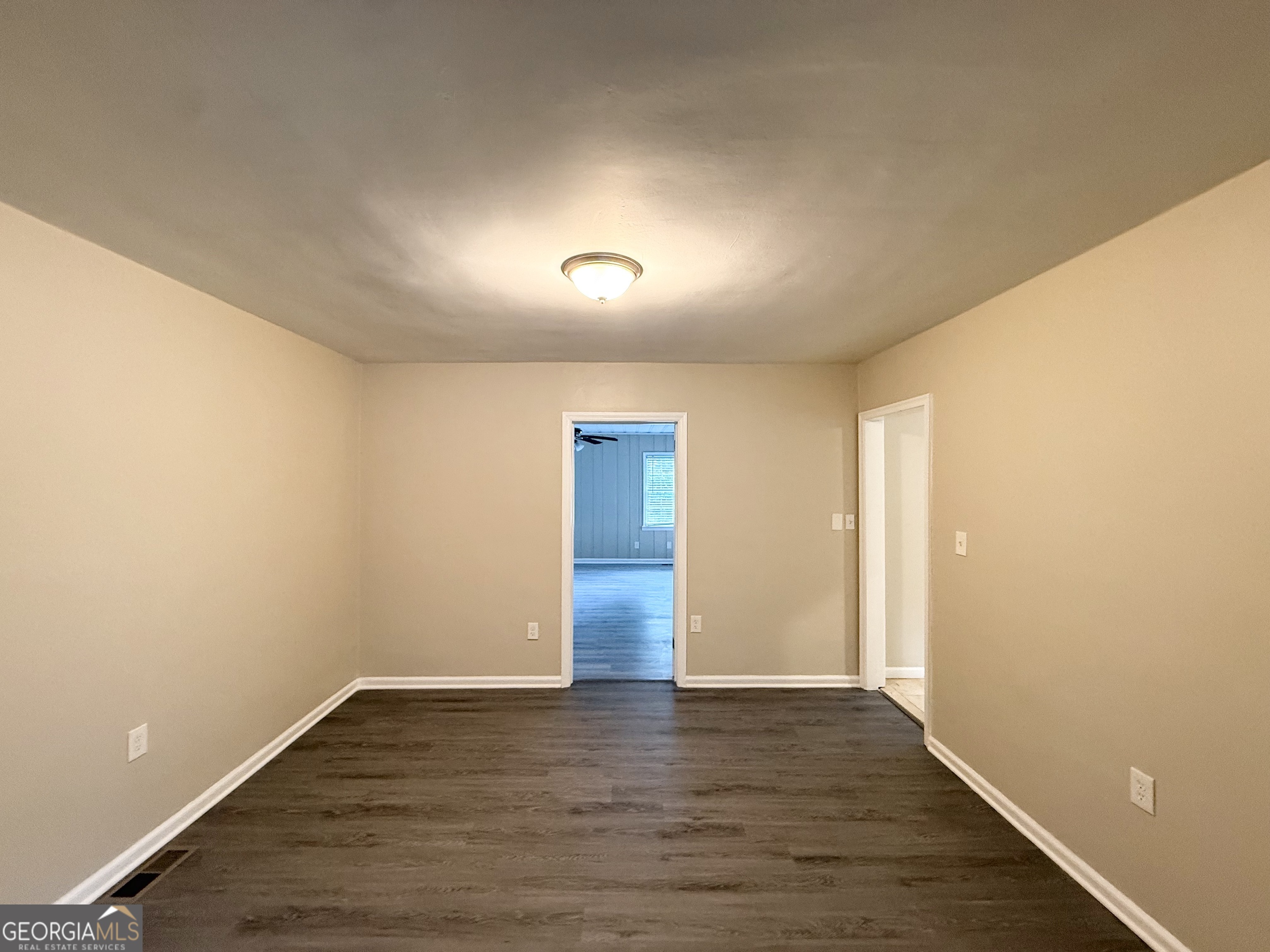 2487 Sylvan Road Property Photo 6