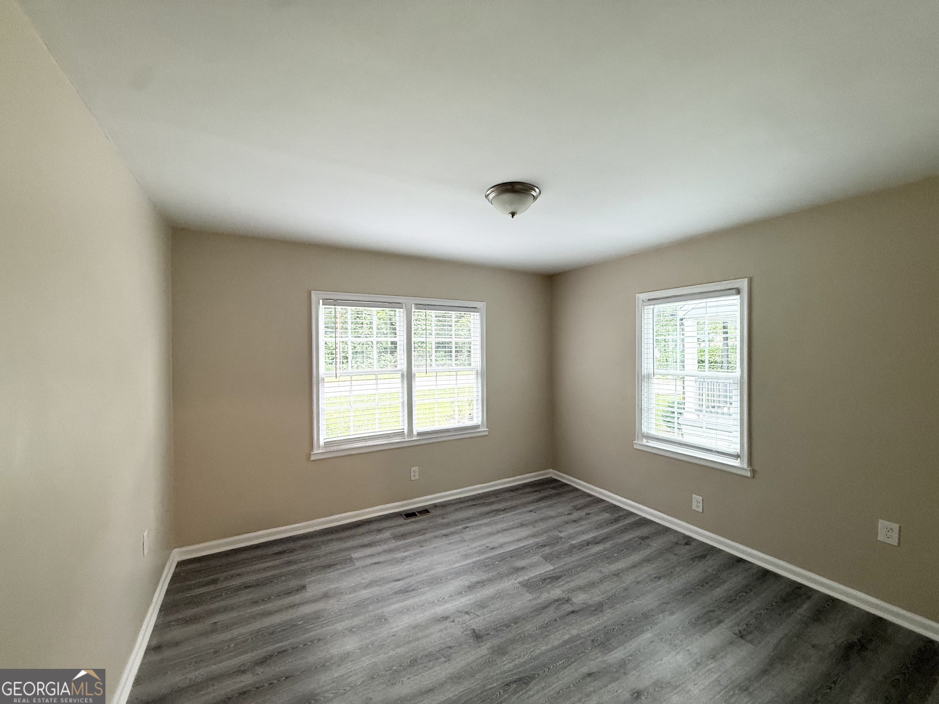 2487 Sylvan Road Property Photo 16