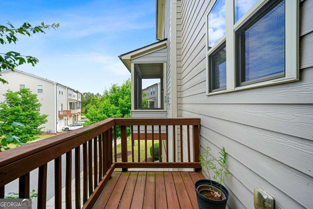 4405 Donahue Avenue Property Photo 21