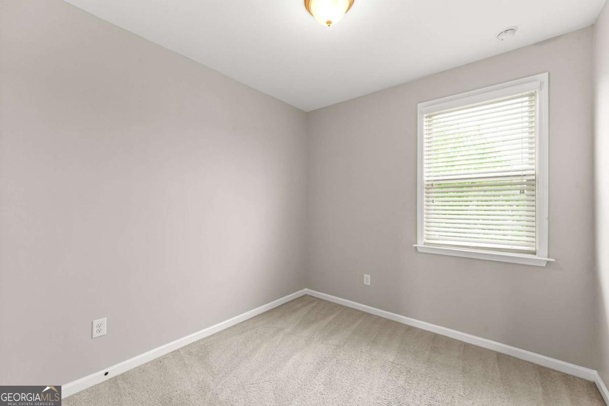 4405 Donahue Avenue Property Photo 37