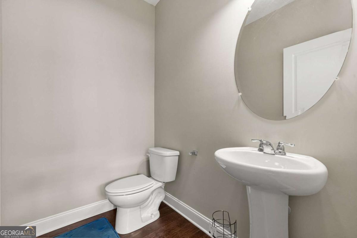 4405 Donahue Avenue Property Photo 39