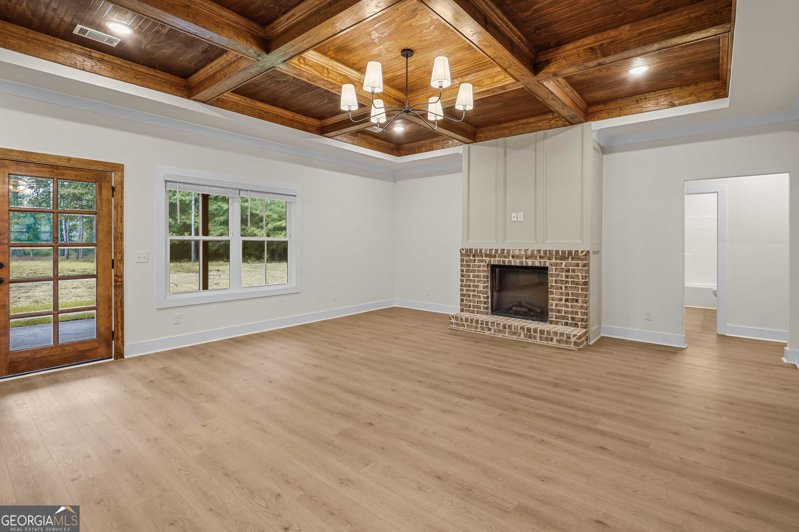 112 Dixie Drive Property Photo 10