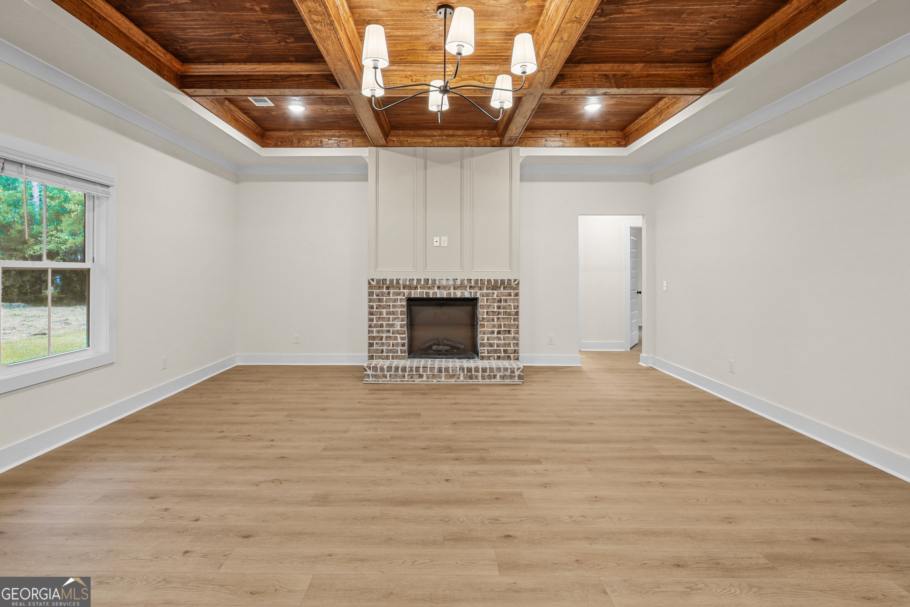 112 Dixie Drive Property Photo 11