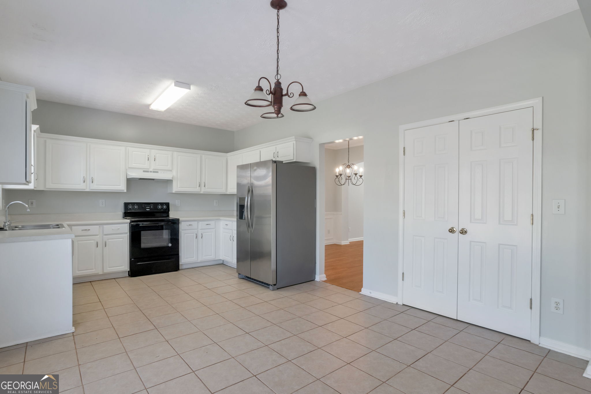 290 Clairidge Drive Property Photo 10