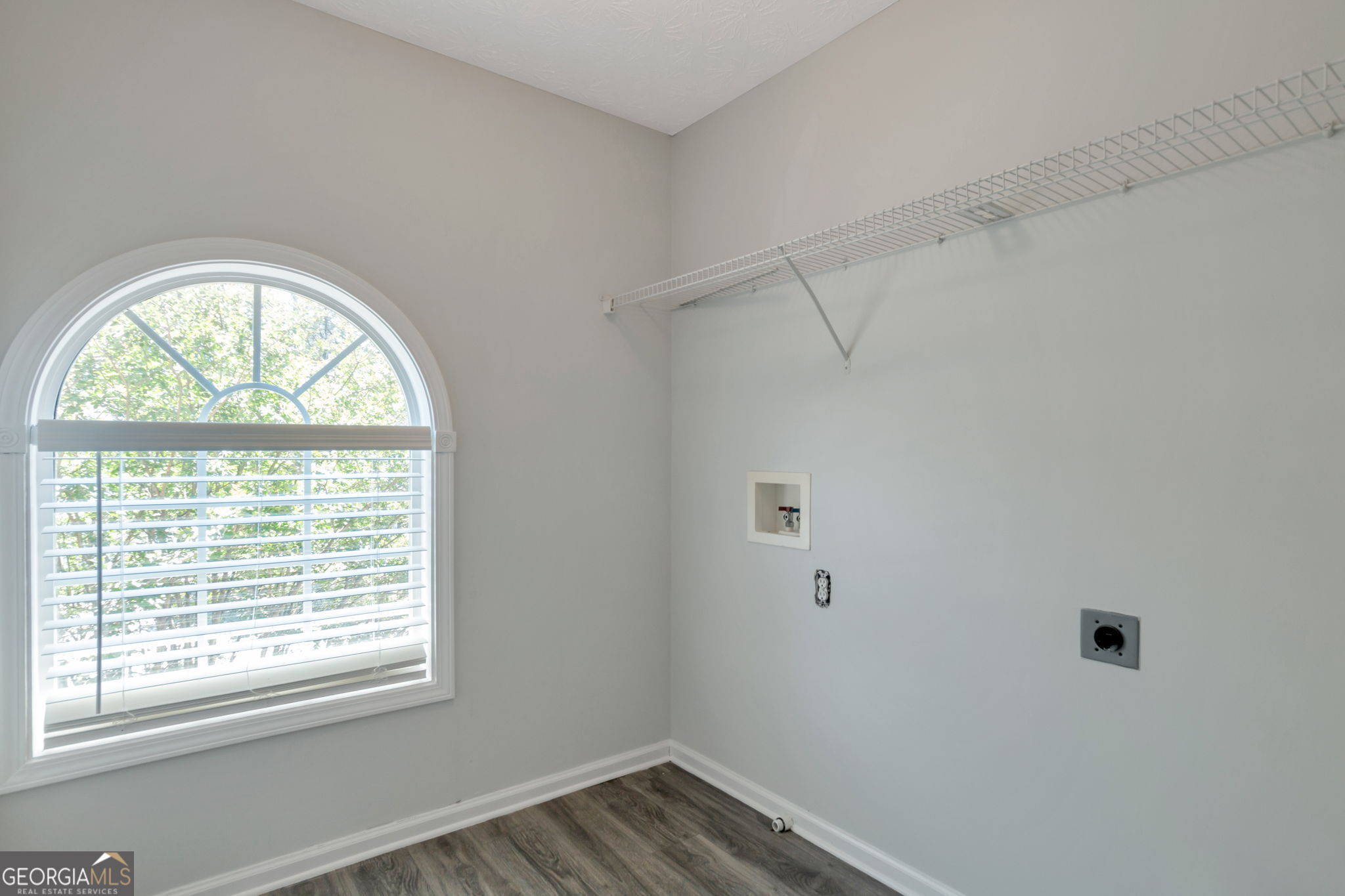 290 Clairidge Drive Property Photo 21