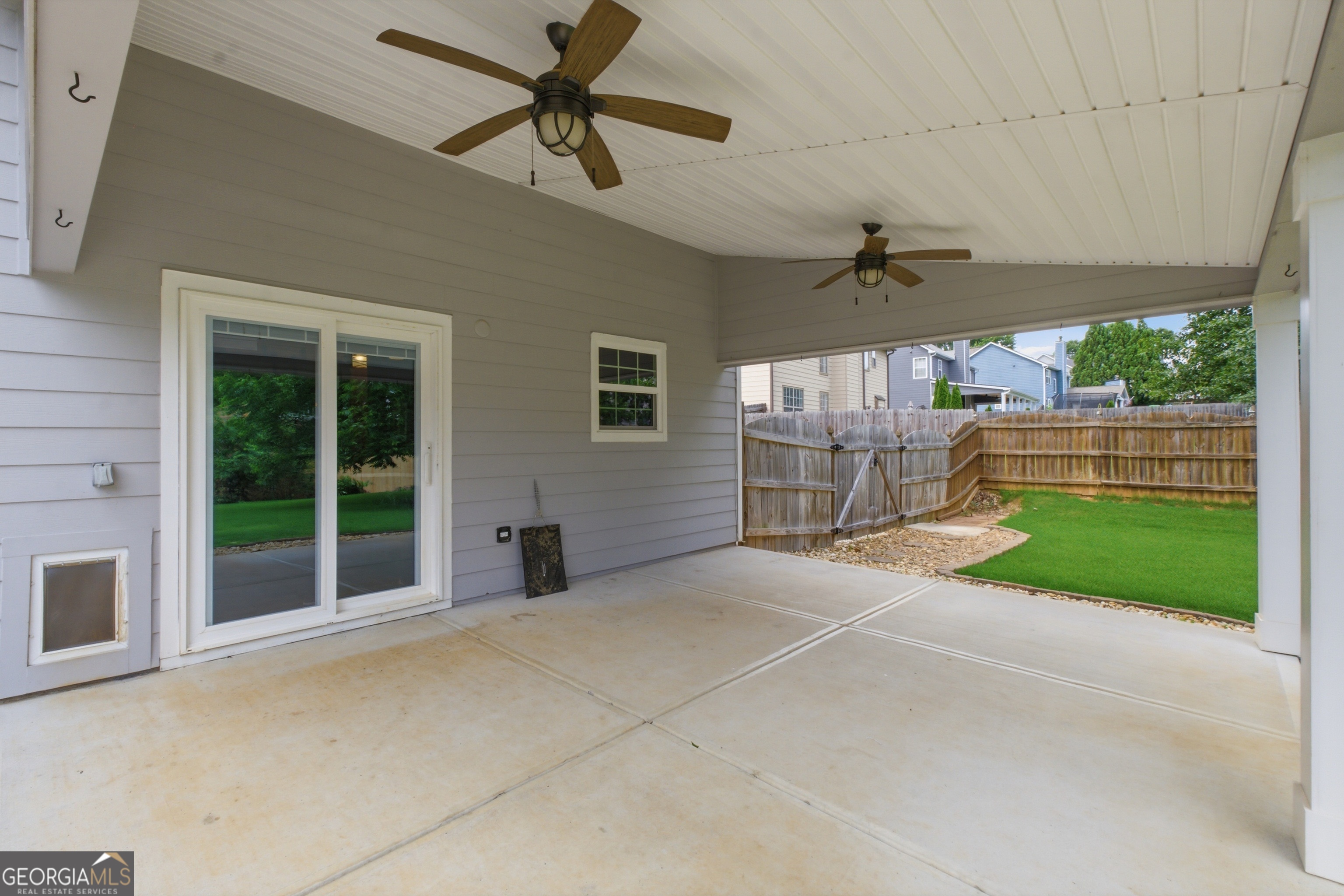 1060 Forest Creek Drive Property Photo 6