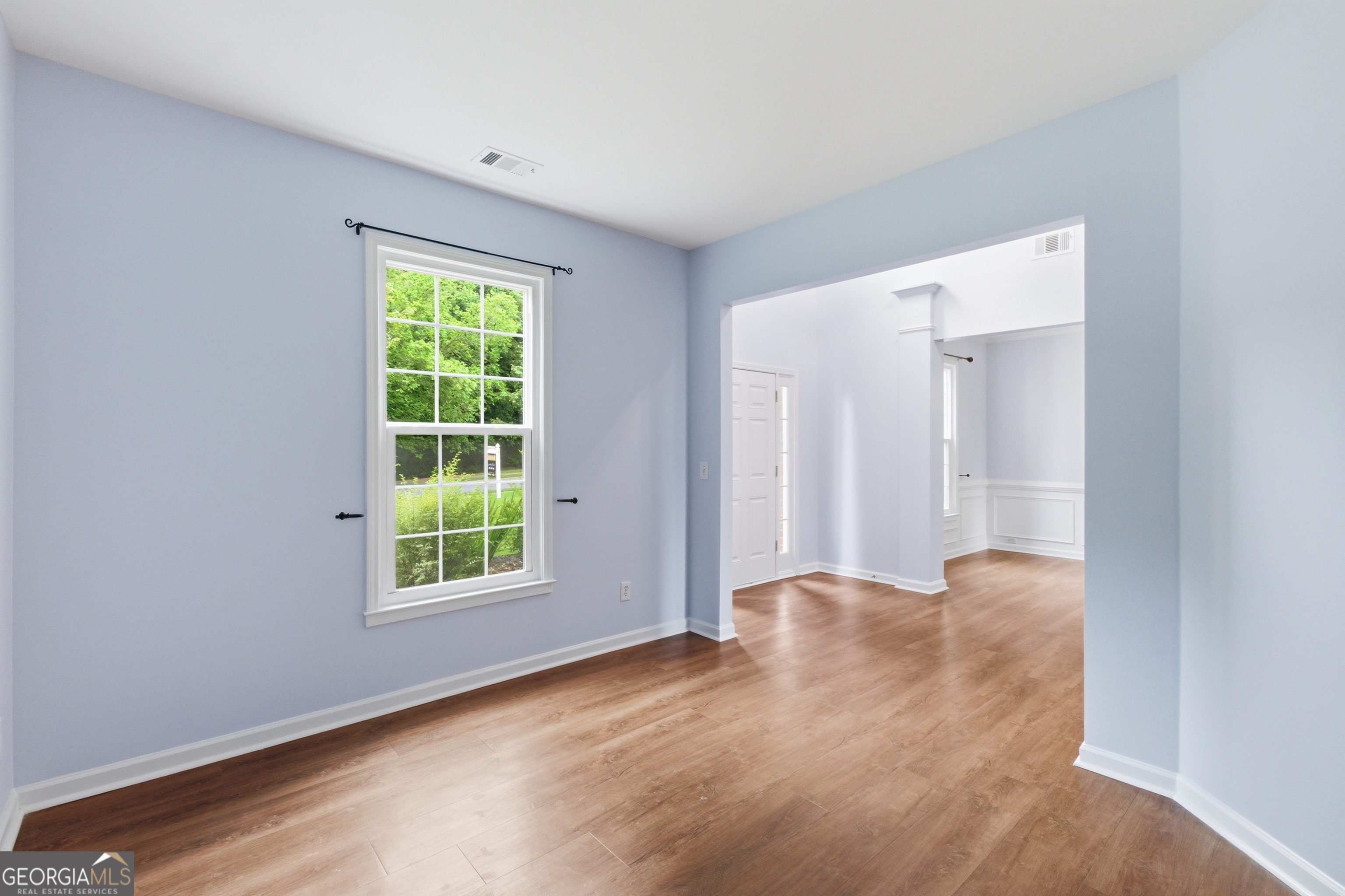 1060 Forest Creek Drive Property Photo 7