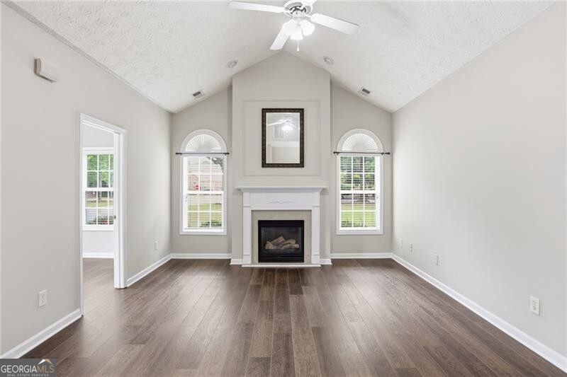 3703 Villa Springs Circle Property Photo 4