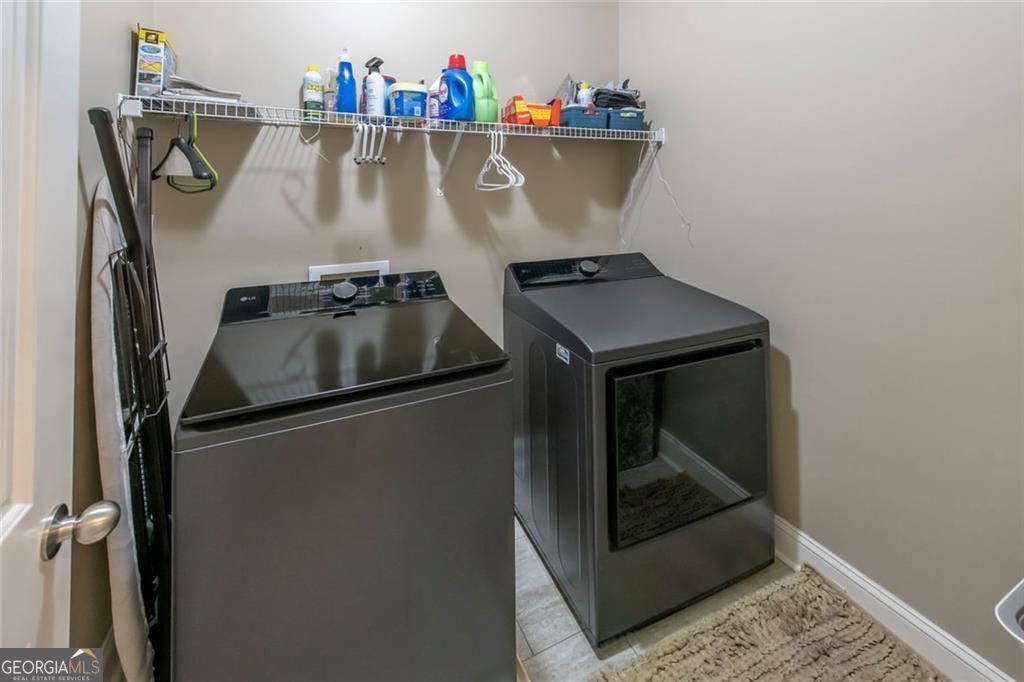 4230 Hopewell Manor Drive Property Photo 23