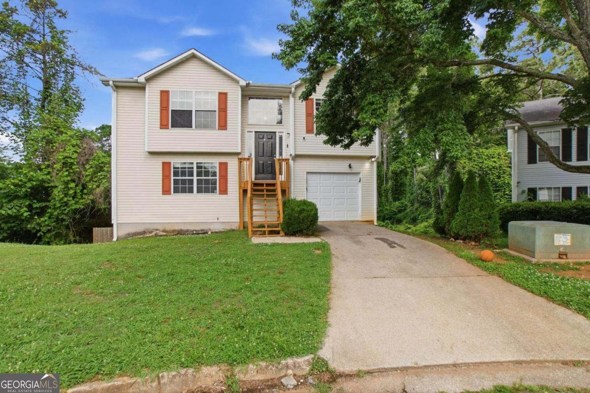 5855 Crescent Ridge Court Property Photo 1