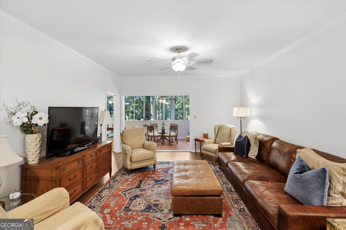 4909 Rivoli Drive # C Property Photo 6
