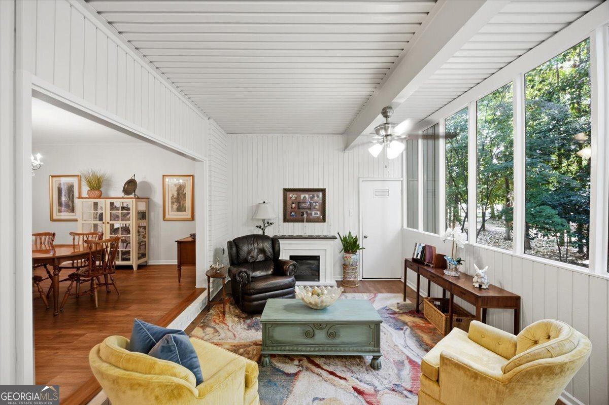 4909 Rivoli Drive # C Property Photo 10