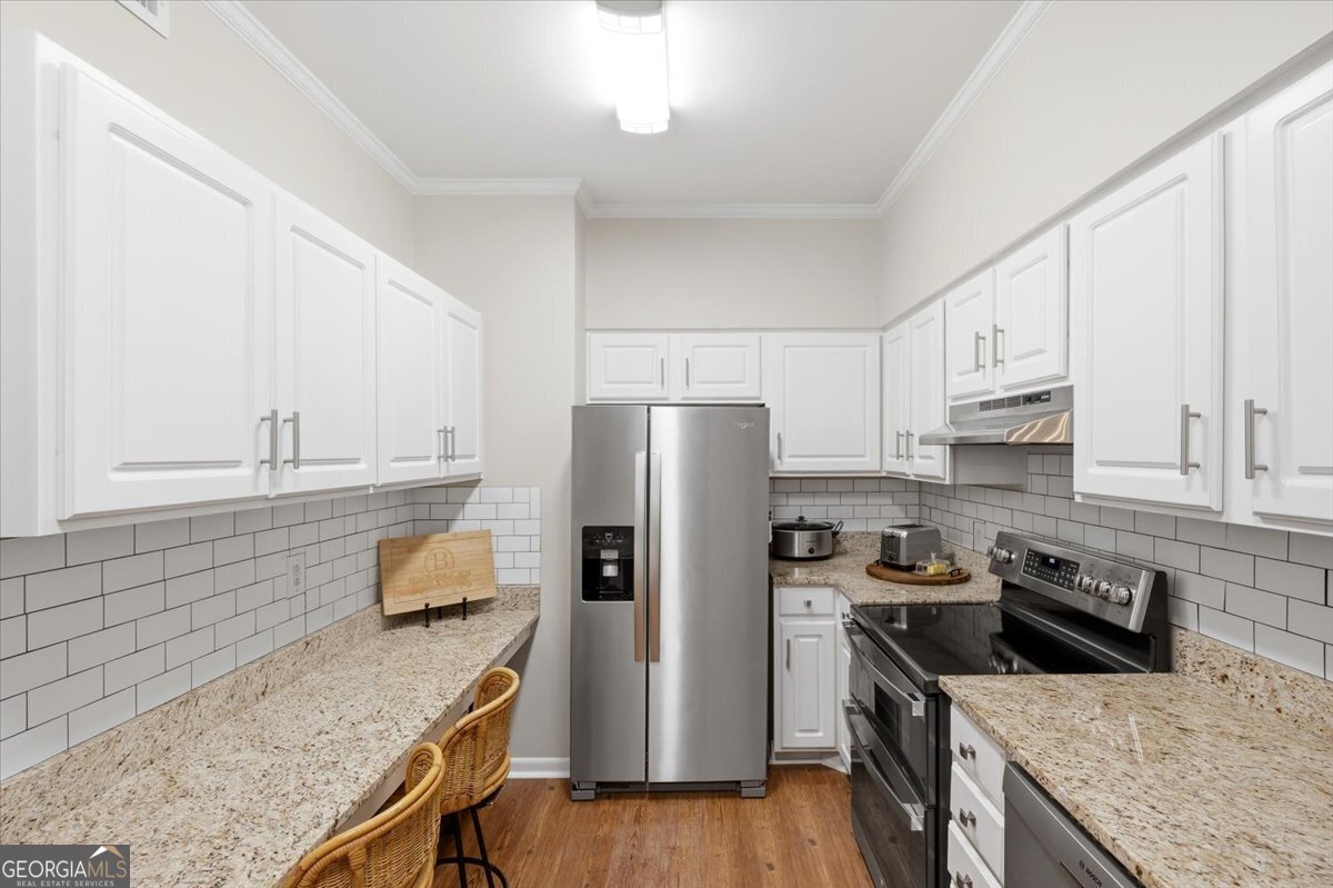4909 Rivoli Drive # C Property Photo 17