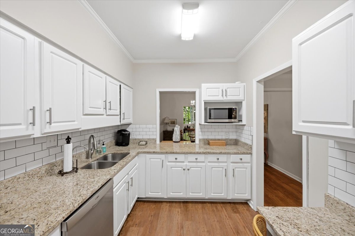 4909 Rivoli Drive # C Property Photo 18