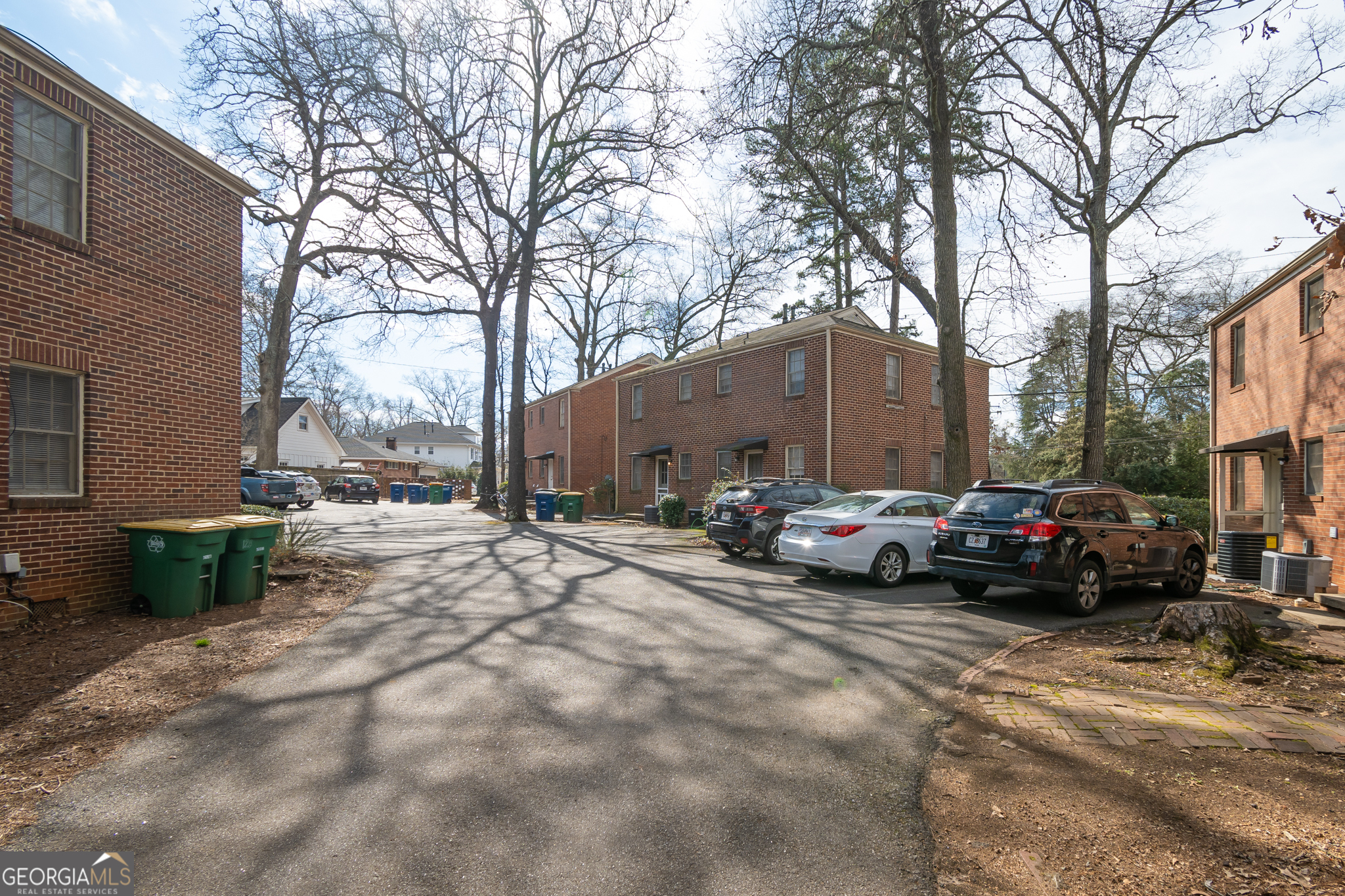 1439 Milledge Avenue Property Photo 4