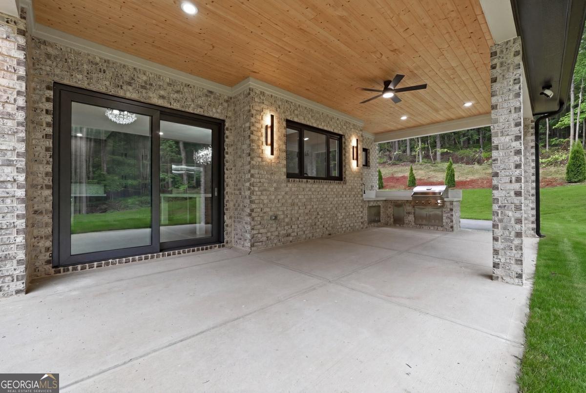 1563 Whitley Road Property Photo 38