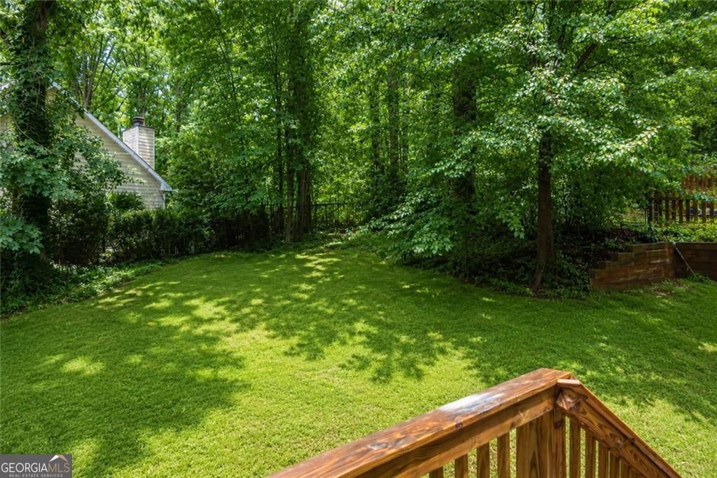 3501 Eastpines Way Property Photo 10