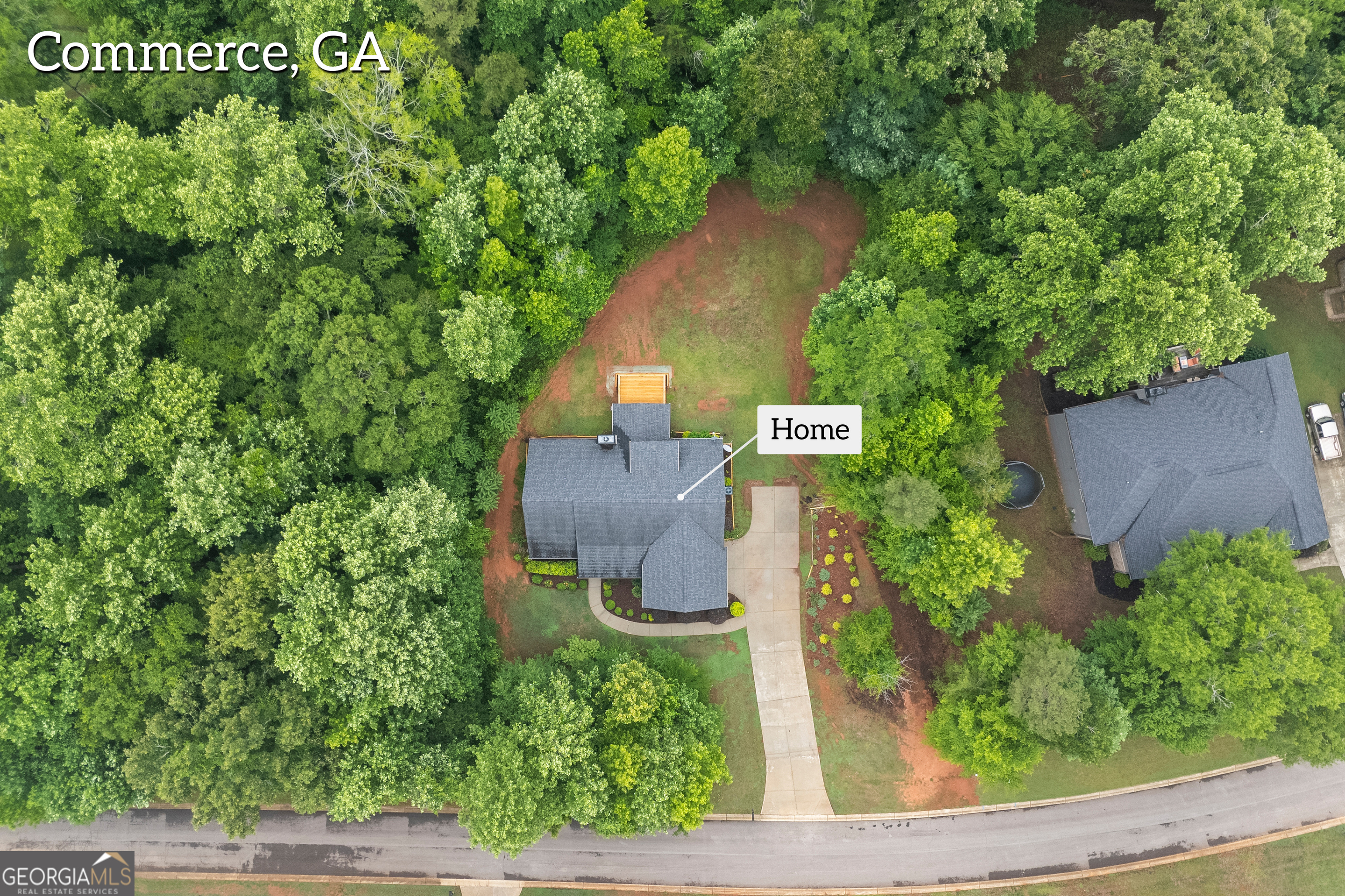 717 Oconee Lane Property Photo 4