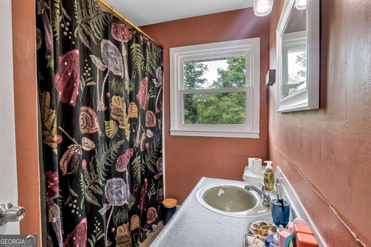 1104 Parkview Drive Property Photo 14
