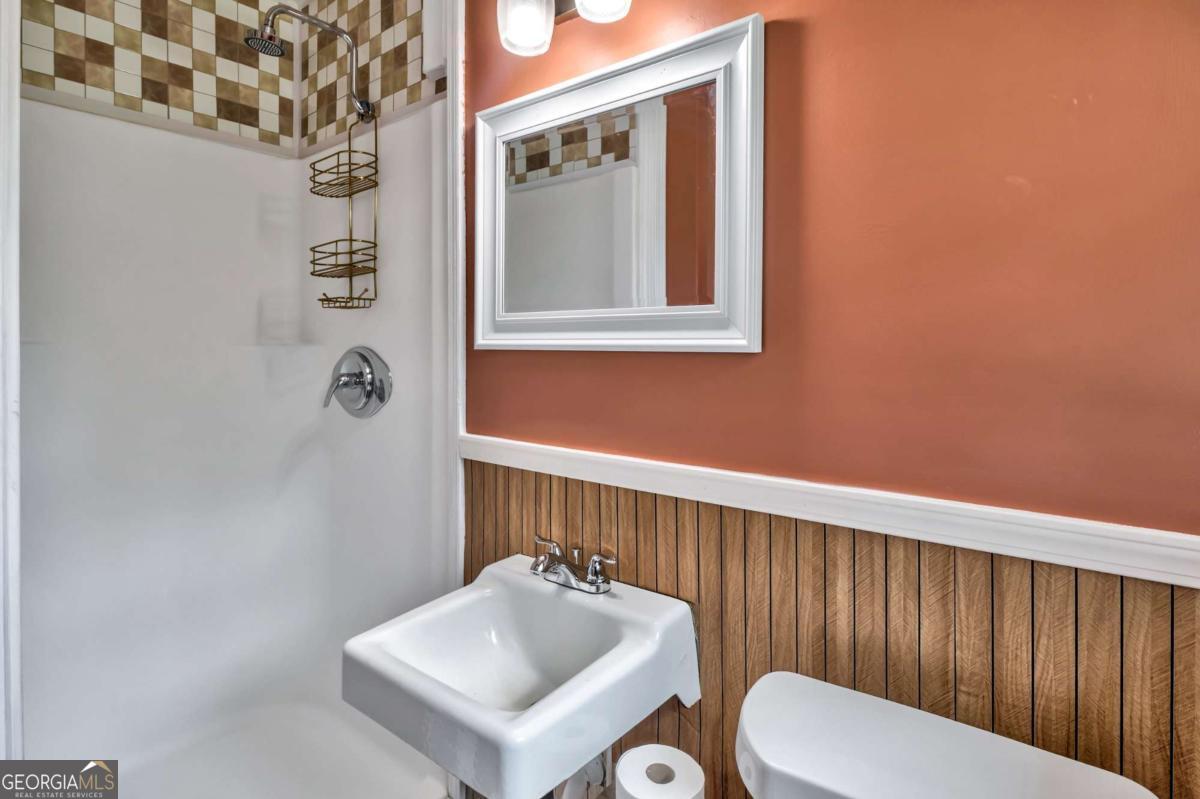 1104 Parkview Drive Property Photo 18