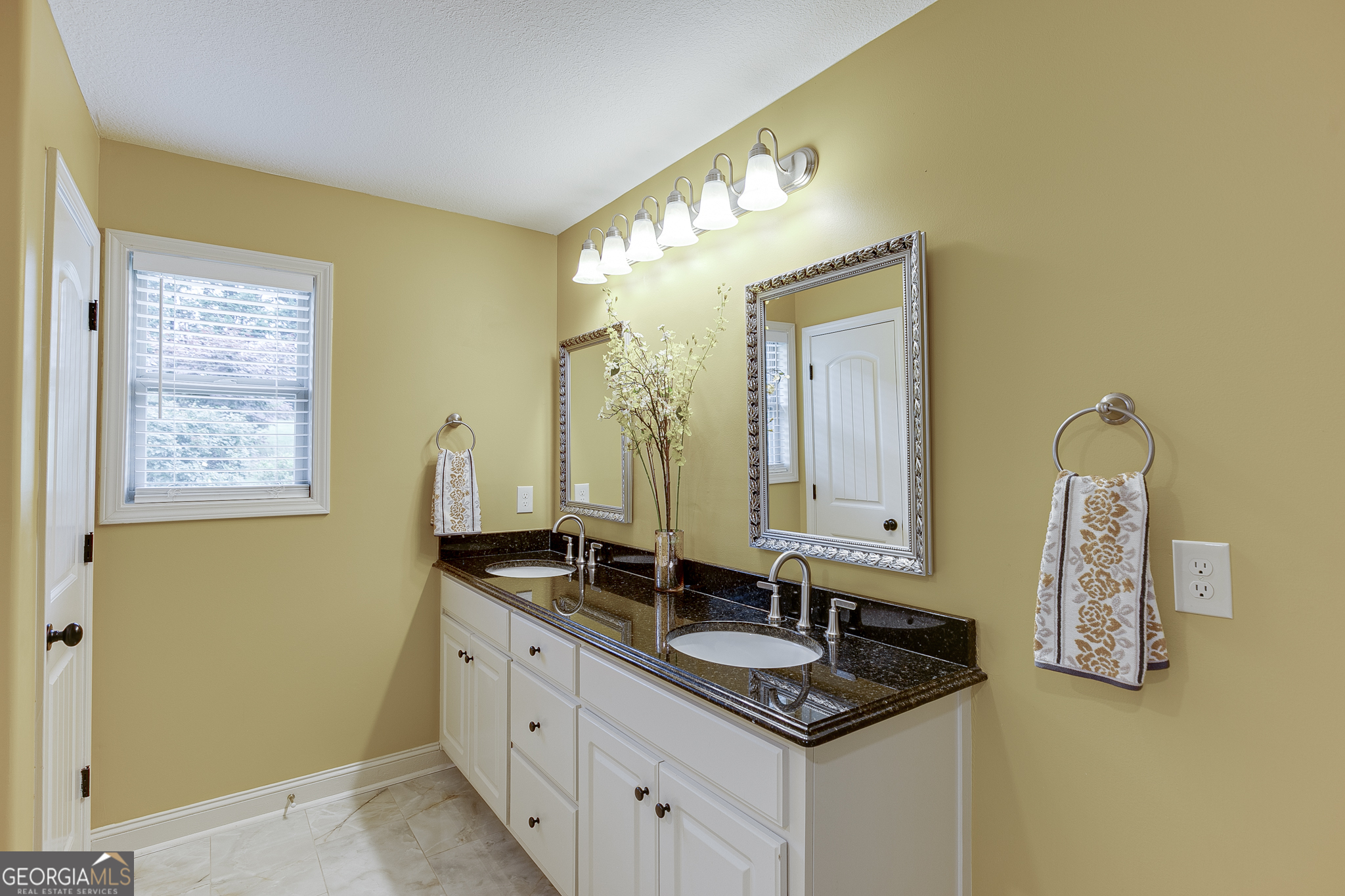 810 Brandon Drive Property Photo 28
