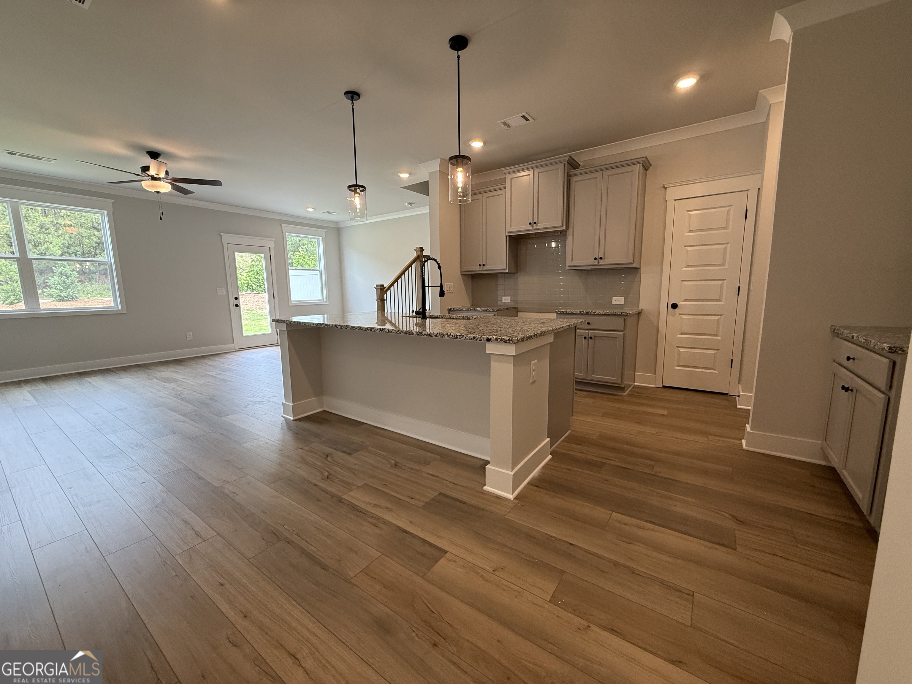 321 Brook Landing Circle Property Photo 4