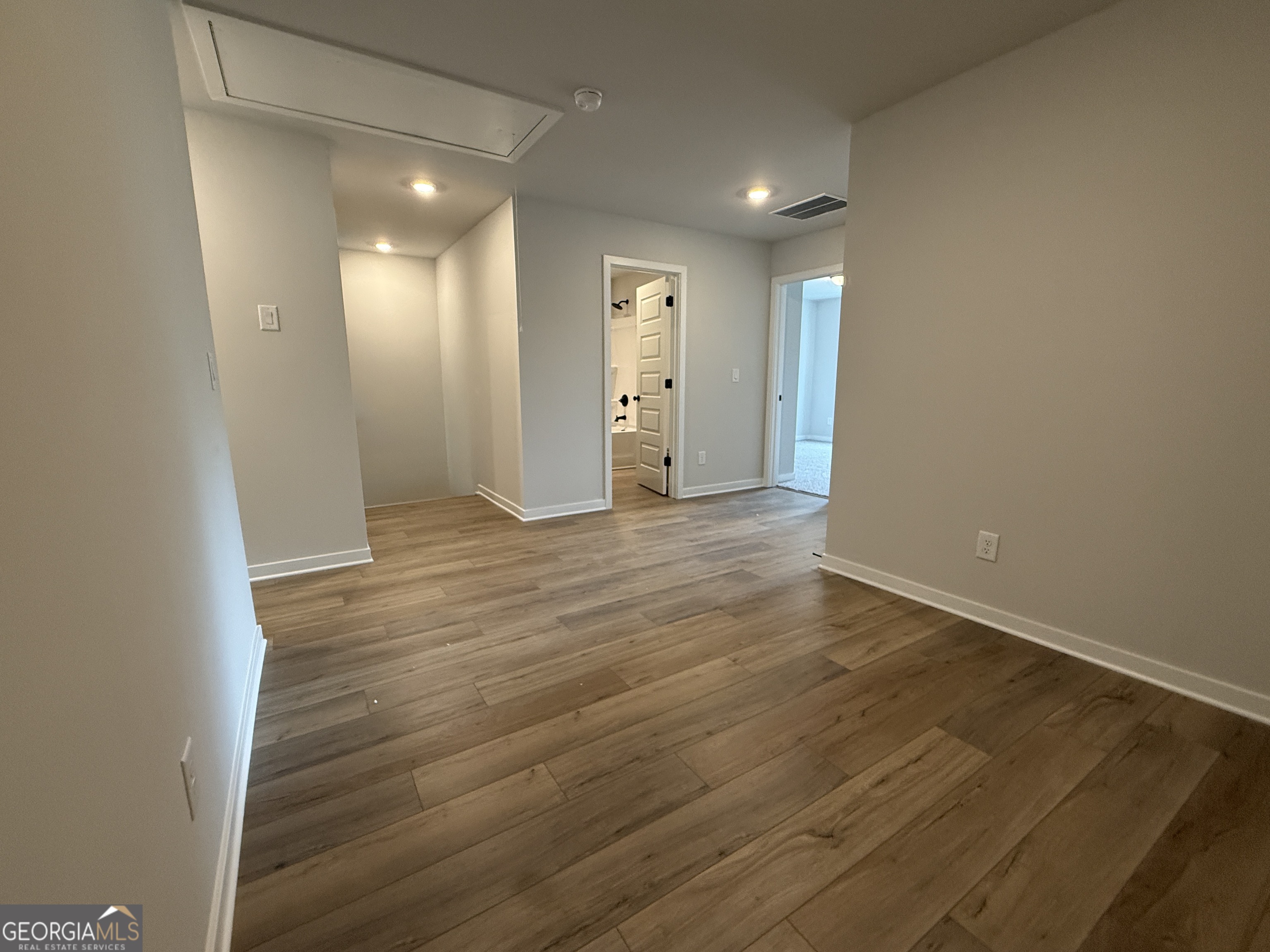 321 Brook Landing Circle Property Photo 24