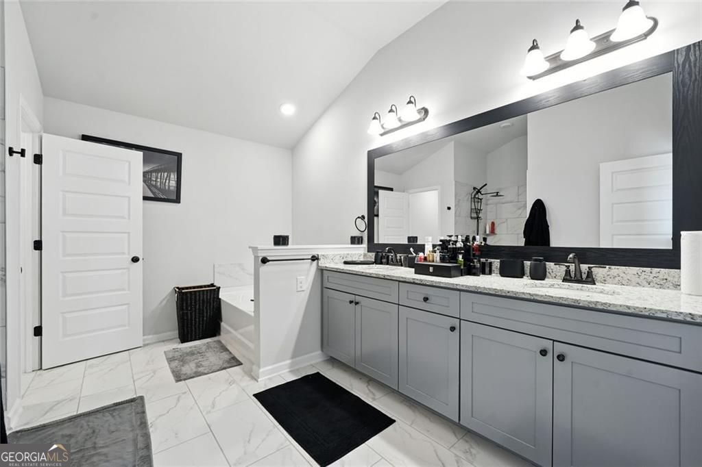 167 Classica Drive Property Photo 29