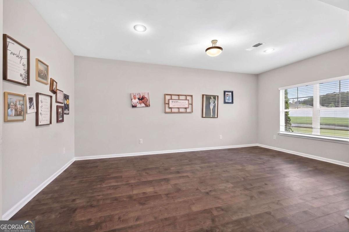 220 Seth Terrace Property Photo 8
