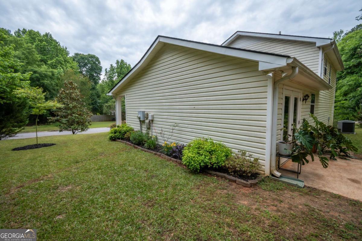 280 Twin Creek Shores Property Photo 32