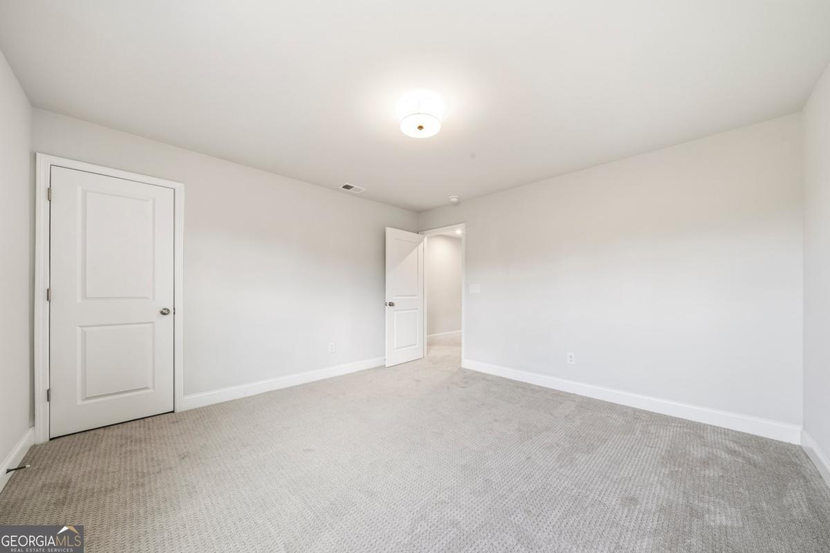 26 Riverclub Road Property Photo 35