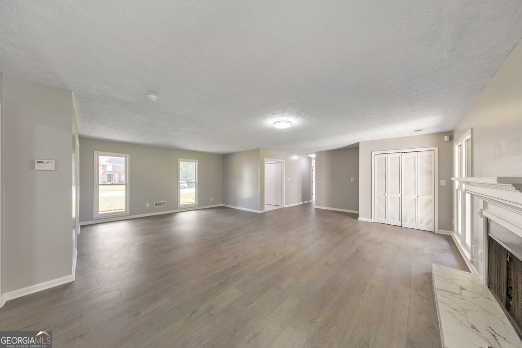 3371 Westover Way Se Property Photo 14